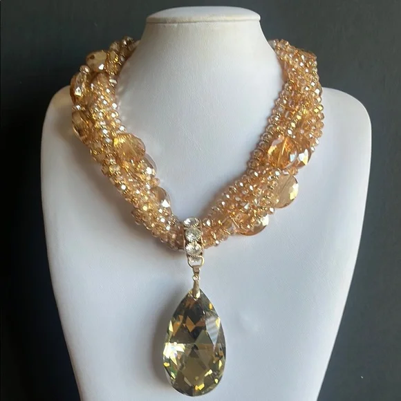 Christian Siriano Gold Statement Necklace - Picture 8 of 9